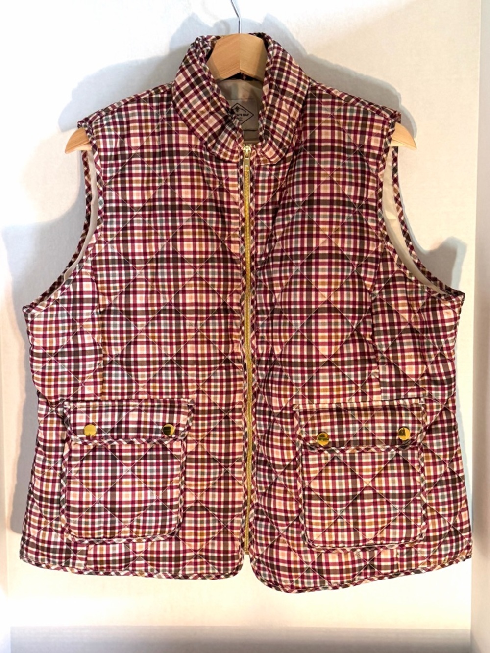 PETITE Quilted Plaid Vest,Burgundy/Cream. Gold Zip & pocket snaps. WOMEN P XL$14